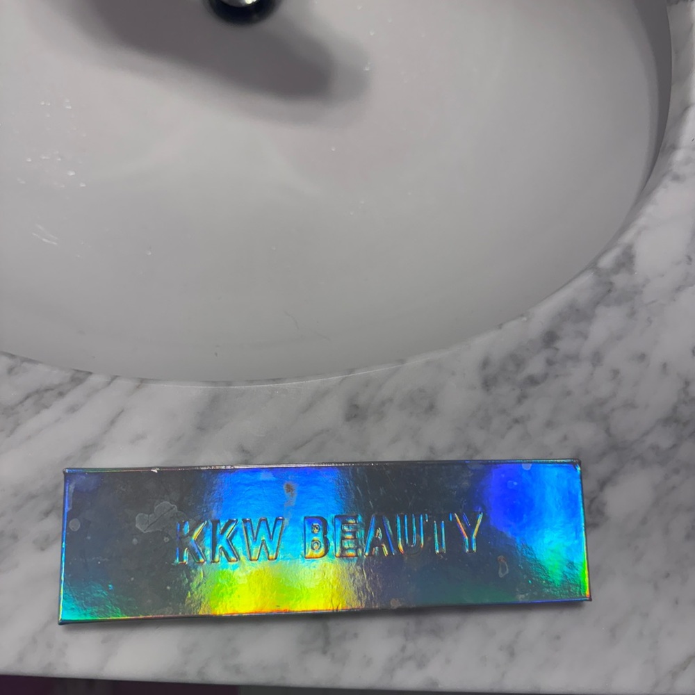 KKW Beauty Holographic Makeup Palette